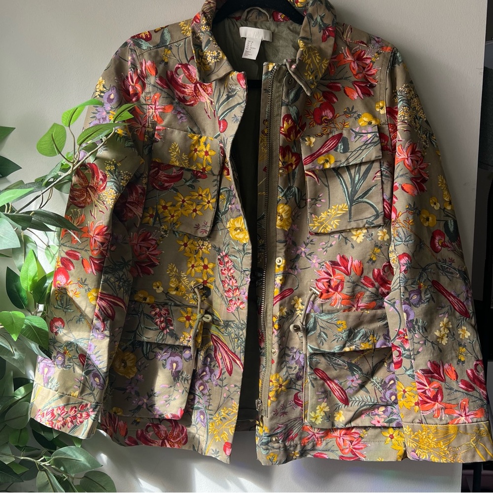 H&M Floral Bomber Jacket Size M/8